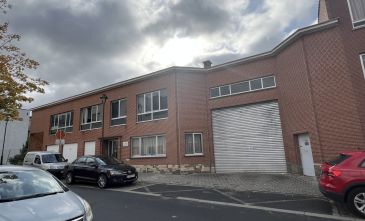 Atelier/entrepôt +/- 2.000 m²