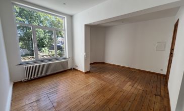 Montgomery, surface de bureau de +/- 100 m²